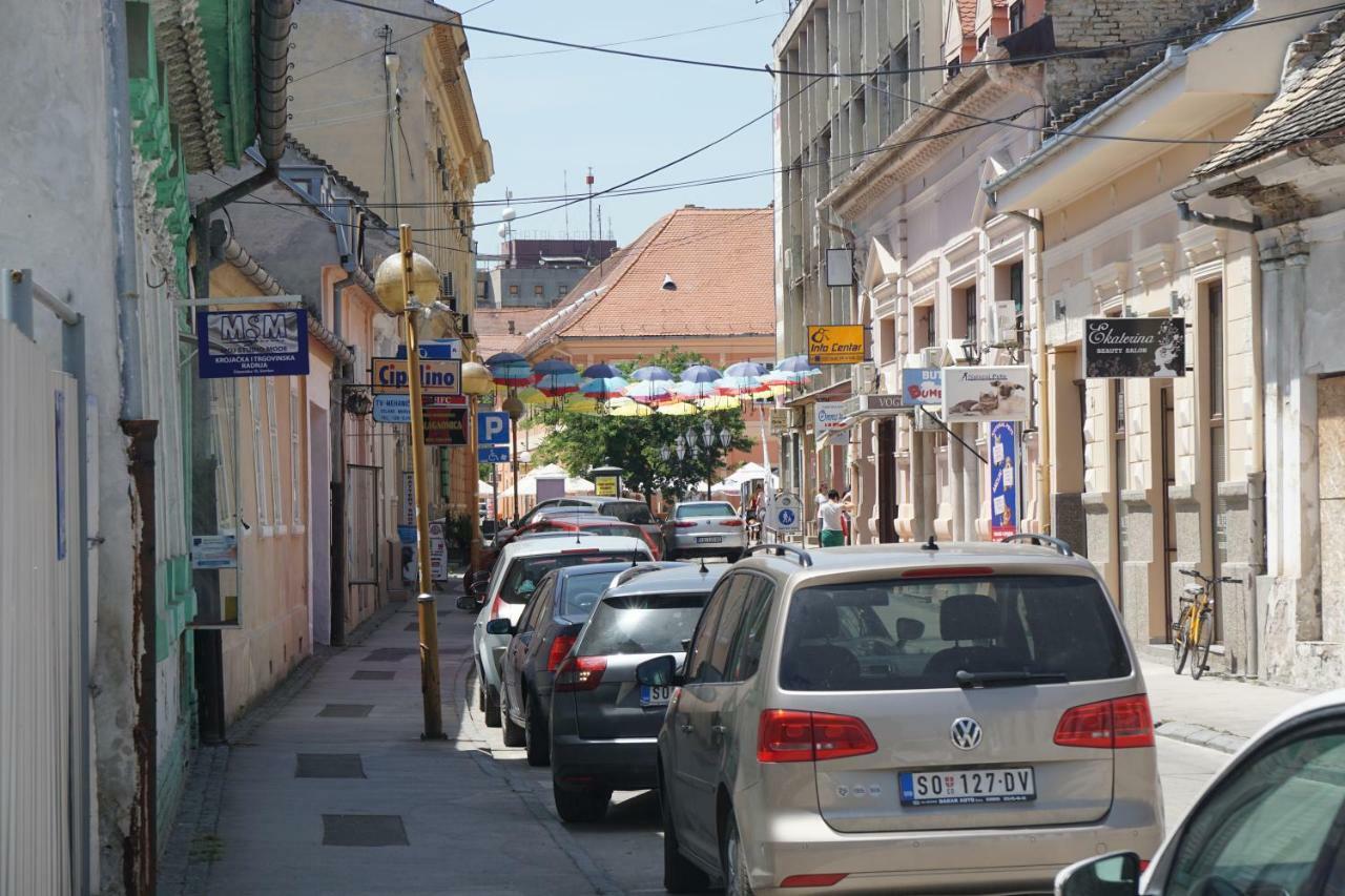Somborski Salas - Strogi Centar Екстер'єр фото